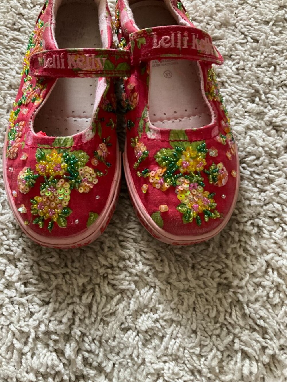 Lelli Kelly Red Mary Janes Shoes. Size: EU 31 Little Girl (US 13 Little Girl). - Picture 4 of 8